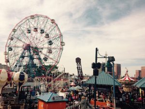 Scopri di più sull'articolo Coney Island e i suoi parchi dei divertimenti