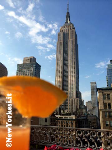 Empire_rooftop_newyorkesi