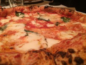 Scopri di più sull'articolo La vera pizza Italiana a New York